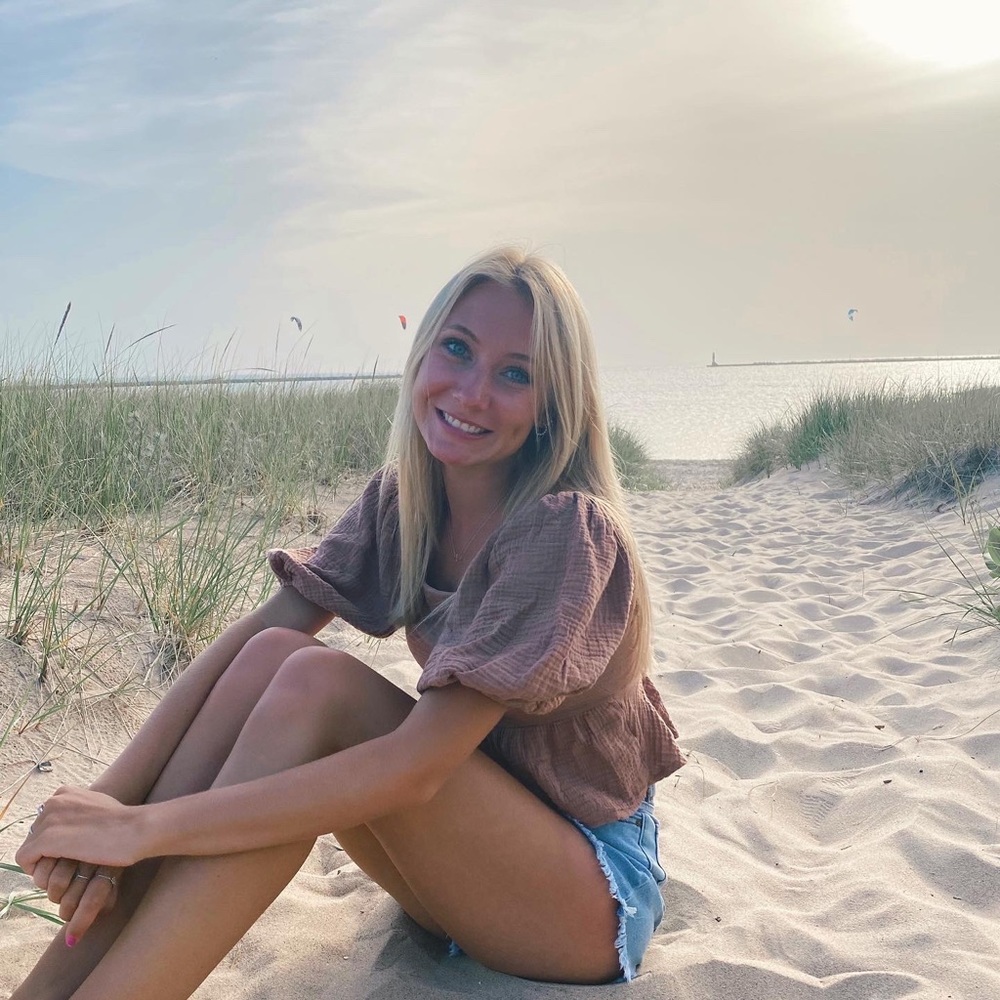 Meet your Posher, Jessica